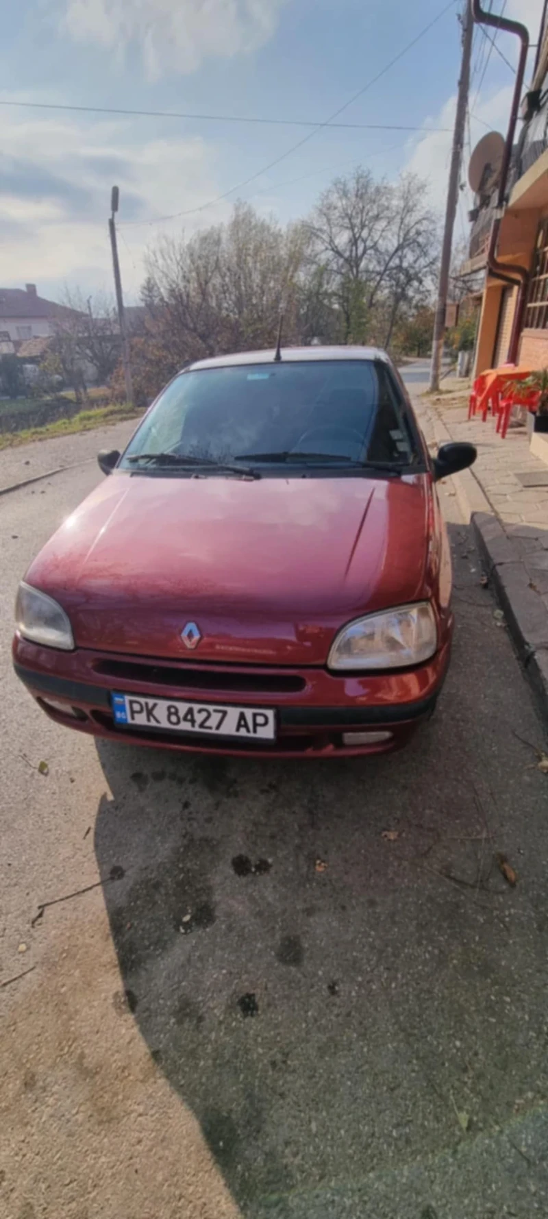 Renault Clio, снимка 1 - Автомобили и джипове - 48338044