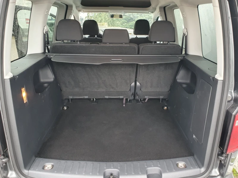 VW Caddy Trendline TGI BMT 5 места, снимка 13 - Автомобили и джипове - 52531940