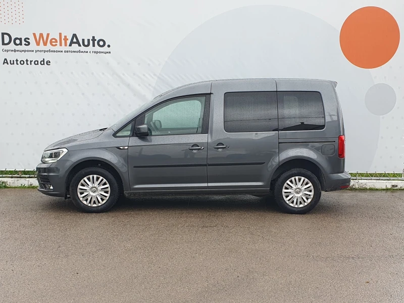 VW Caddy Trendline TGI BMT 5 места, снимка 2 - Автомобили и джипове - 52531940