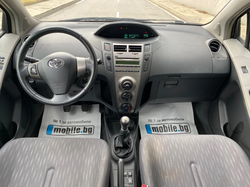 Toyota Yaris 1.33 i, снимка 9 - Автомобили и джипове - 53024081