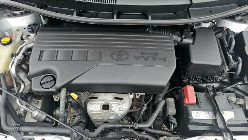 Toyota Auris 2011г.Фейс.1.33vvti.6скорости.ТОП.състояние, снимка 16 - Автомобили и джипове - 53024780