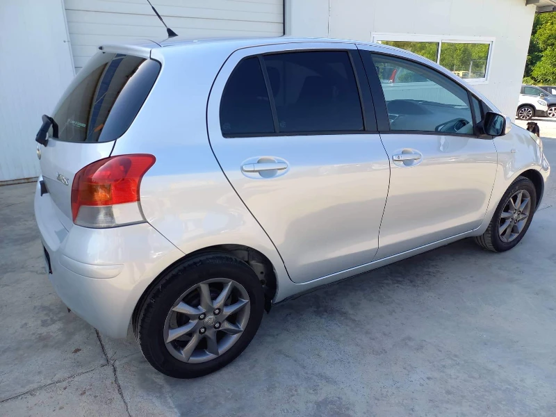 Toyota Yaris 1.3vvt-i 101k*FACE*UNIKAT*, снимка 13 - Автомобили и джипове - 37500185