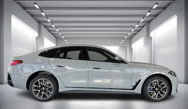 BMW i4 eDrive 35 Gran Coupe = M-Sport = �������� | Mobile.bg � ����������� 3
