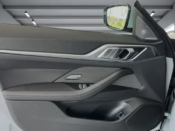 BMW i4 eDrive 35 Gran Coupe = M-Sport = �������� | Mobile.bg � ����������� 5