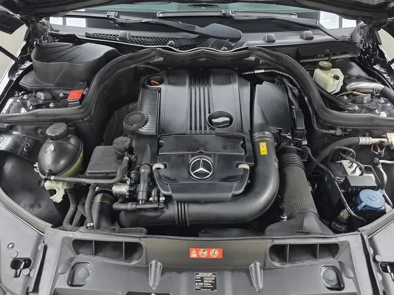 Mercedes-Benz C 200 W204 Cgi, снимка 6 - Автомобили и джипове - 55015193