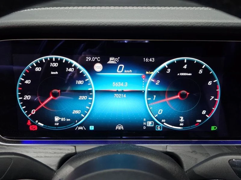 Mercedes-Benz E 250 2.0 Automatic, снимка 8 - Автомобили и джипове - 55838334