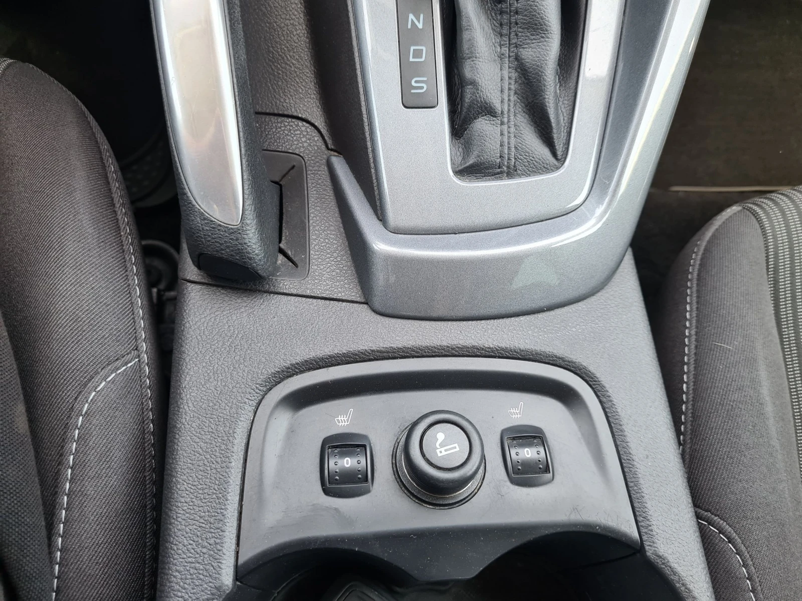 Ford Focus 2.0 tdci | Mobile.bg — изображение 14