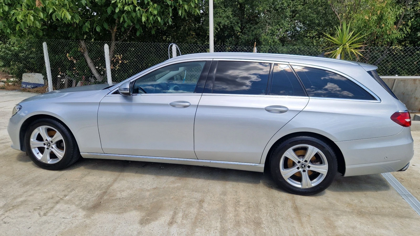 Mercedes-Benz E 220 W213 - изображение 7