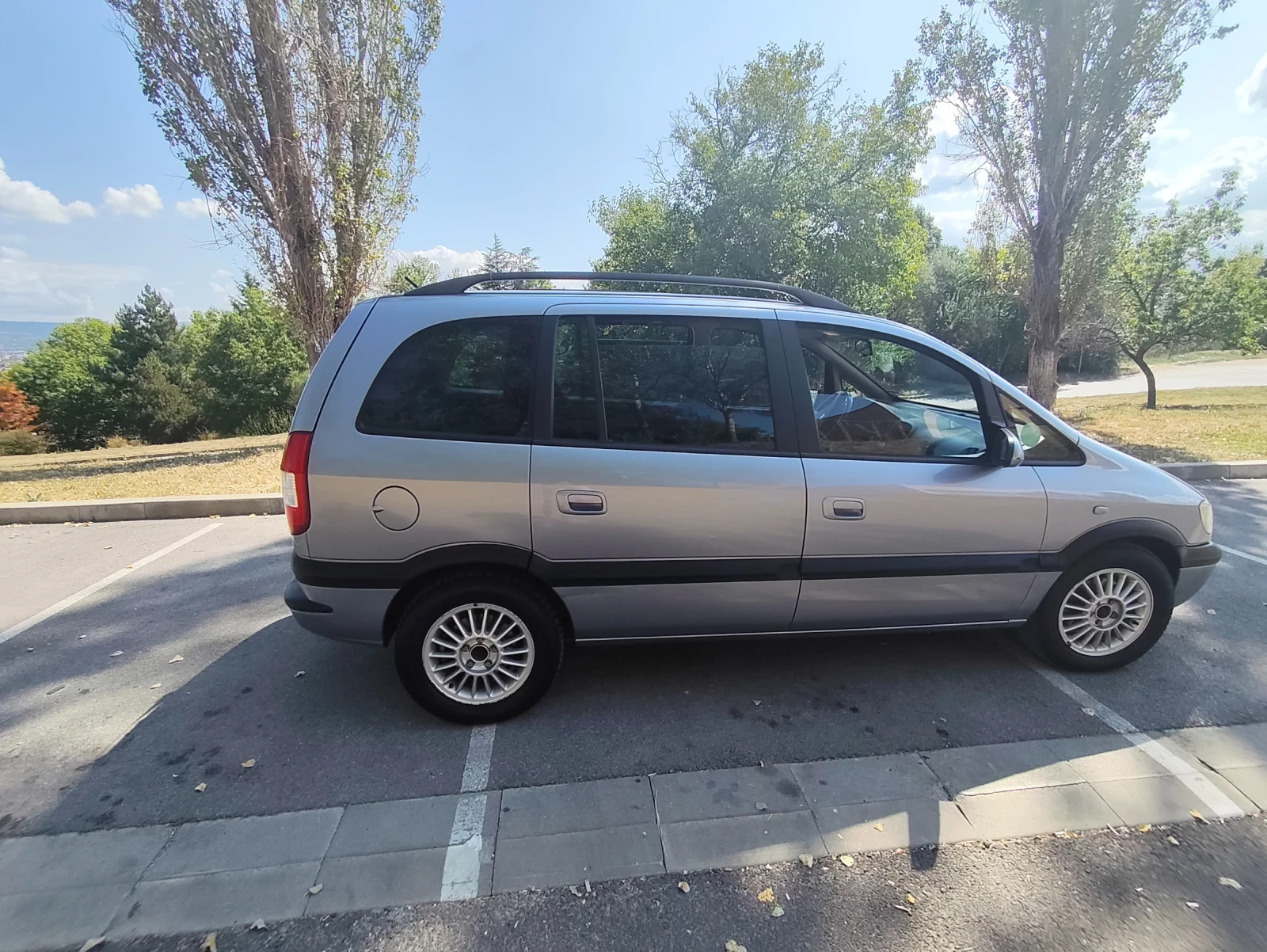 Opel Zafira | Mobile.bg   17