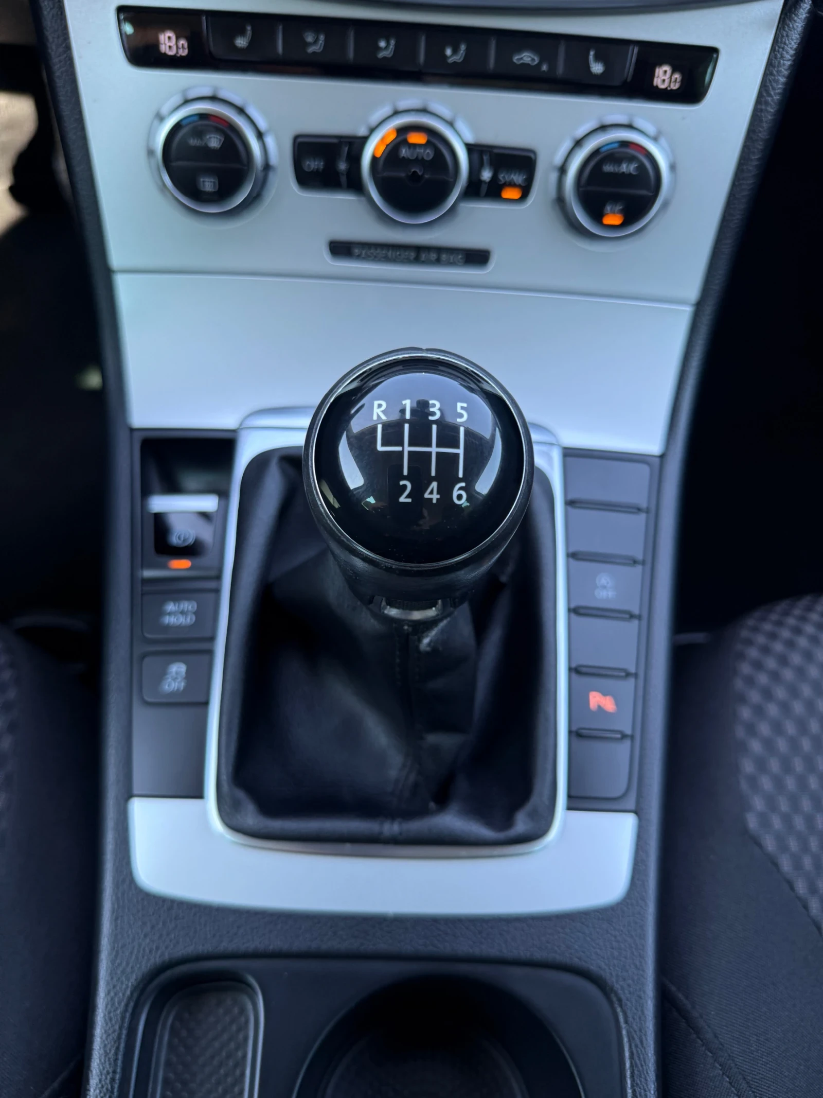 VW Passat 2.0 TDI | Mobile.bg — изображение 11