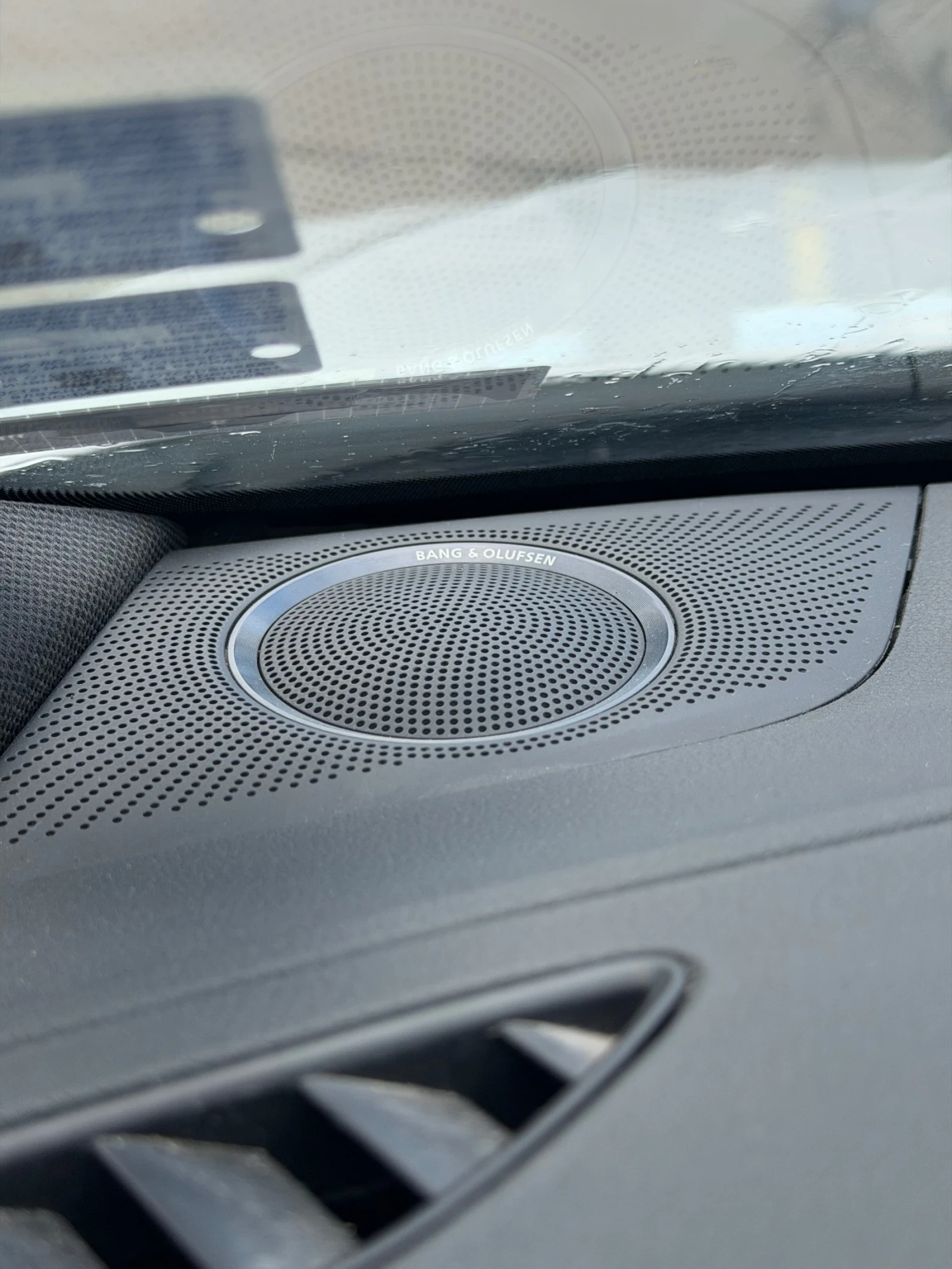 Audi A5 3.0 TDI QUATTRO S-LINE * СМЕНЕНИ ВЕРИГИ, ПОВДИГАЧИ - изображение 8