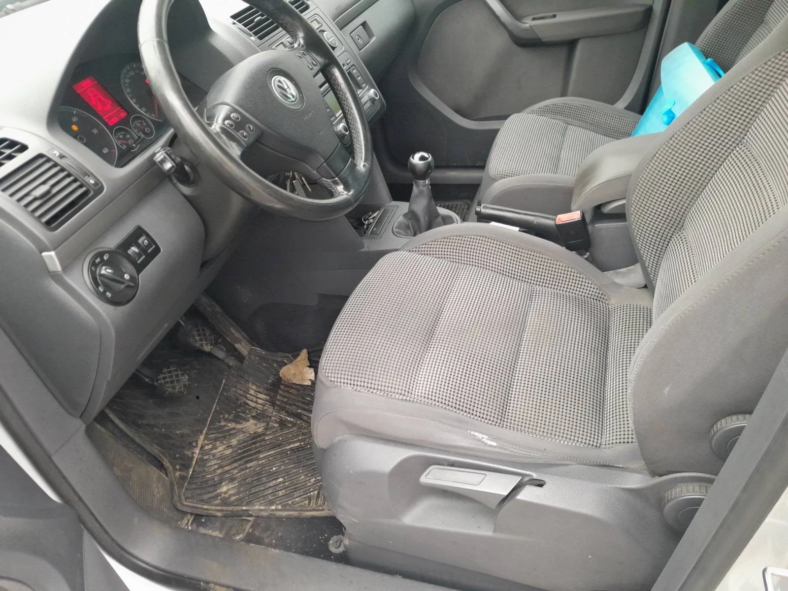 VW Touran  - изображение 9