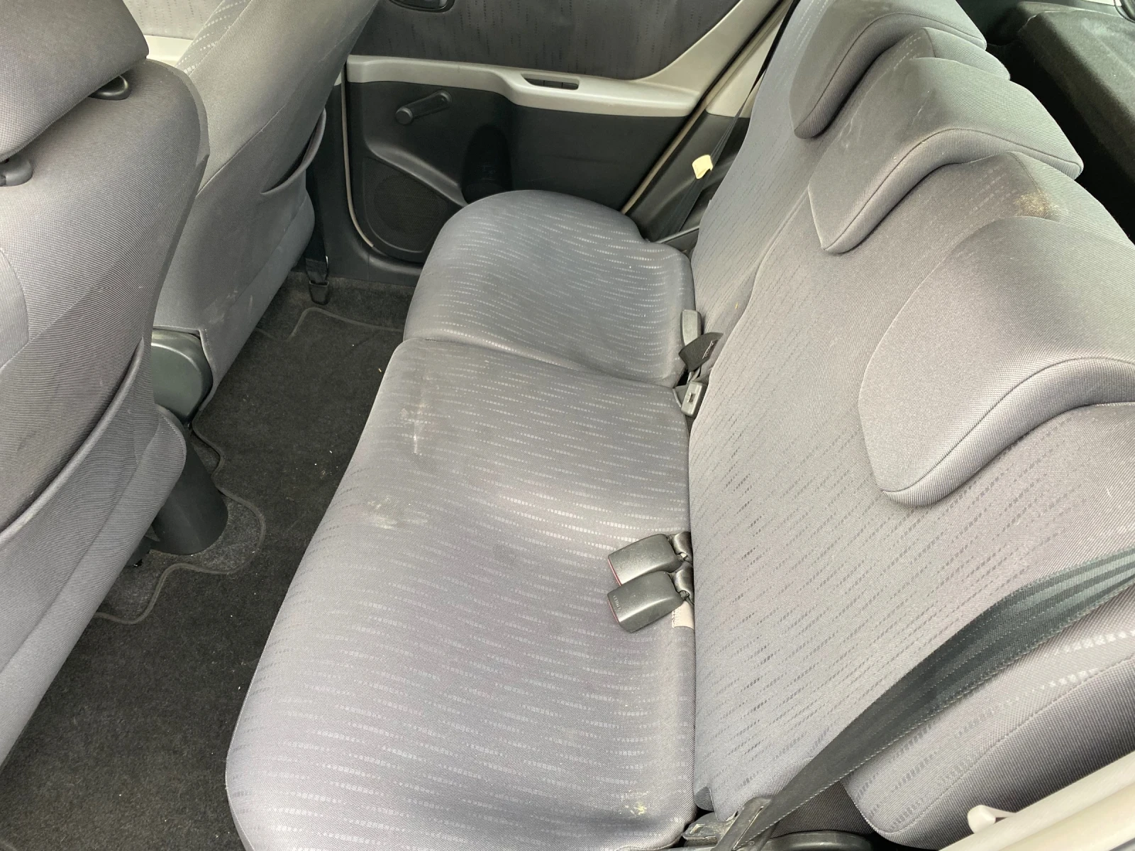 Toyota Yaris 1.33 i | Mobile.bg � ����������� 11