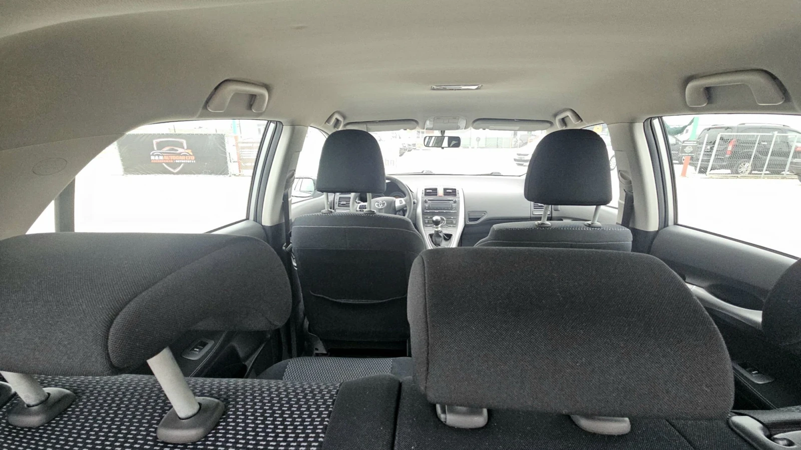 Toyota Auris 2011�.����.1.33vvti.6��������.���.��������� | Mobile.bg � ����������� 11