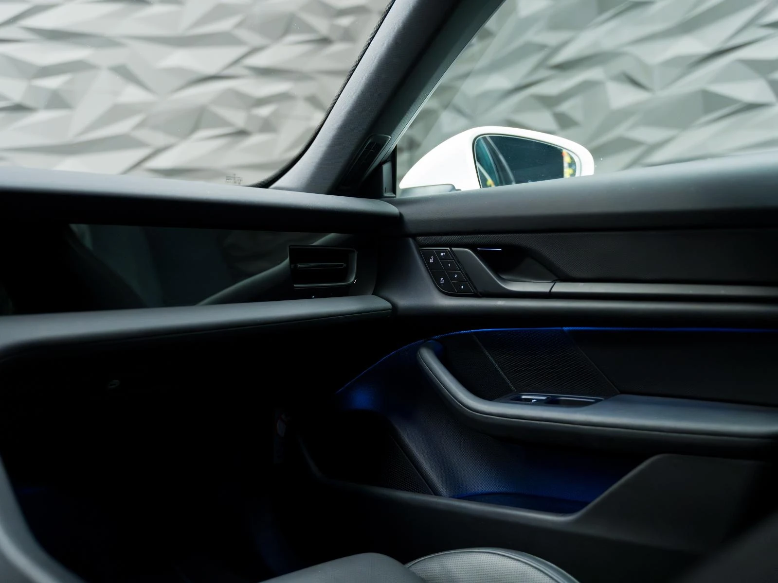 Porsche Taycan SPORT TURISMO* SPORT CHRONO* 360 CAM* ОБДУХВ* , снимка 8 - Автомобили и джипове - 53868910