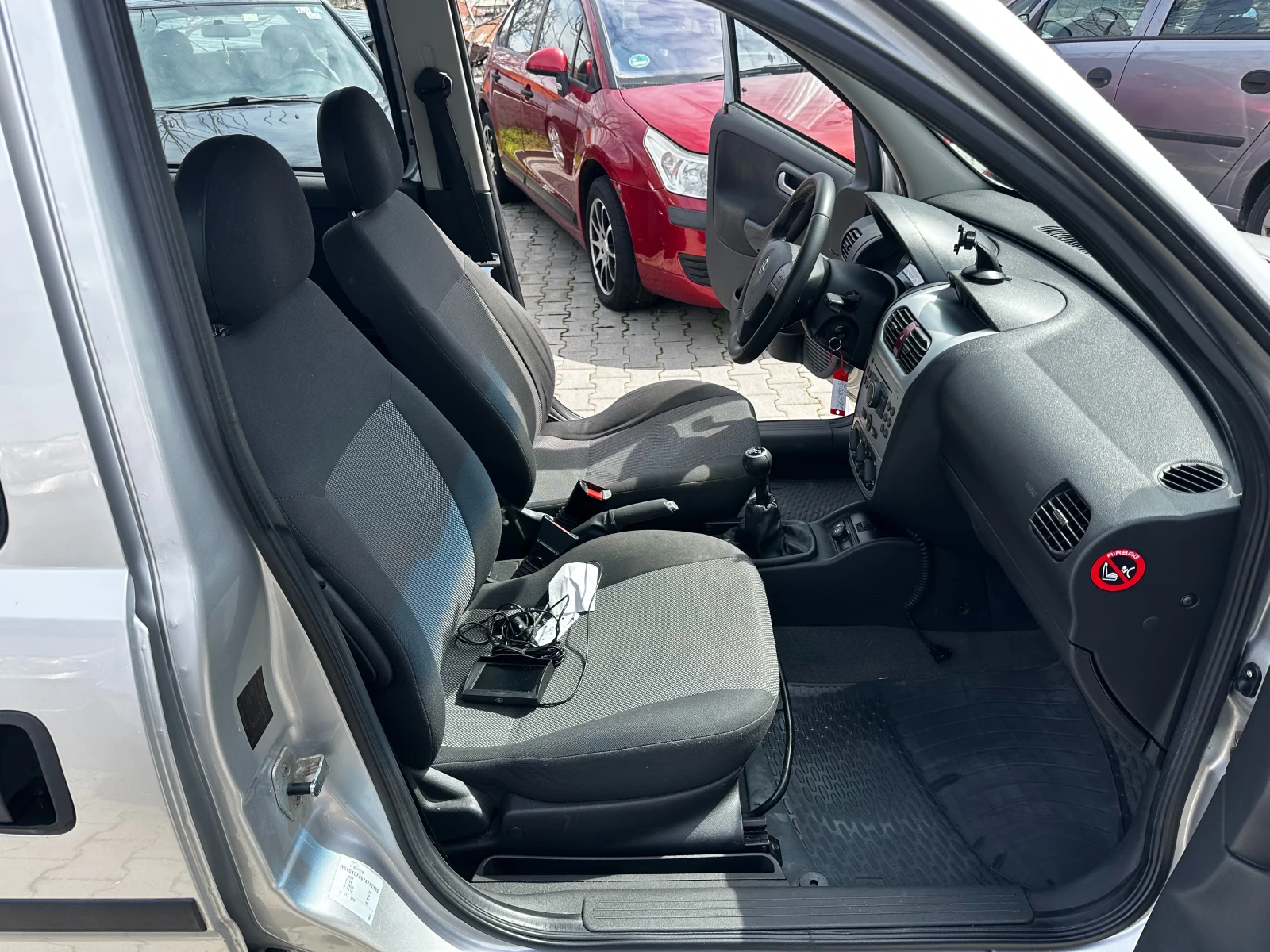 Opel Combo бензин-метан, снимка 11 - Автомобили и джипове - 53971273