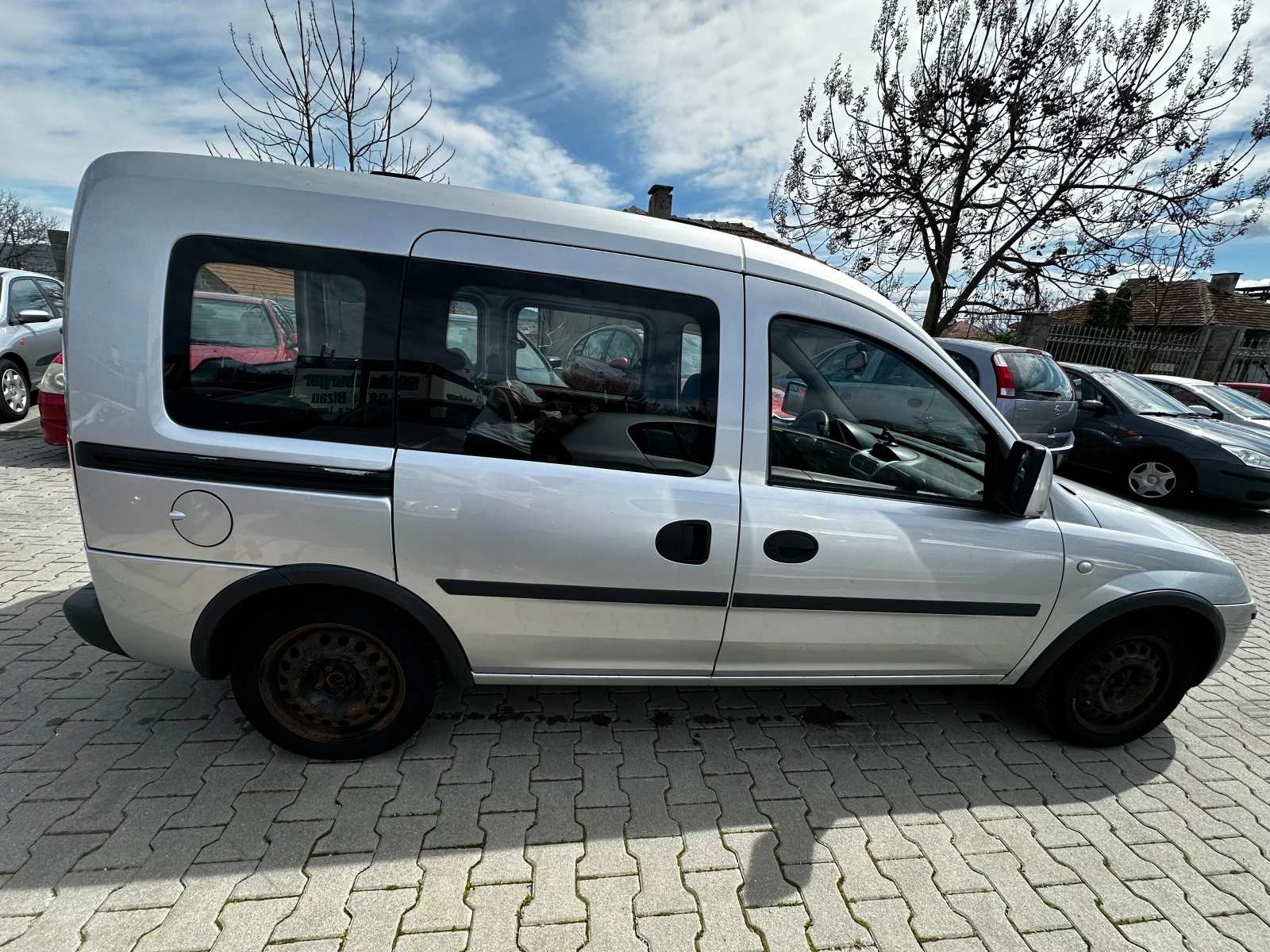 Opel Combo бензин-метан, снимка 5 - Автомобили и джипове - 53971273