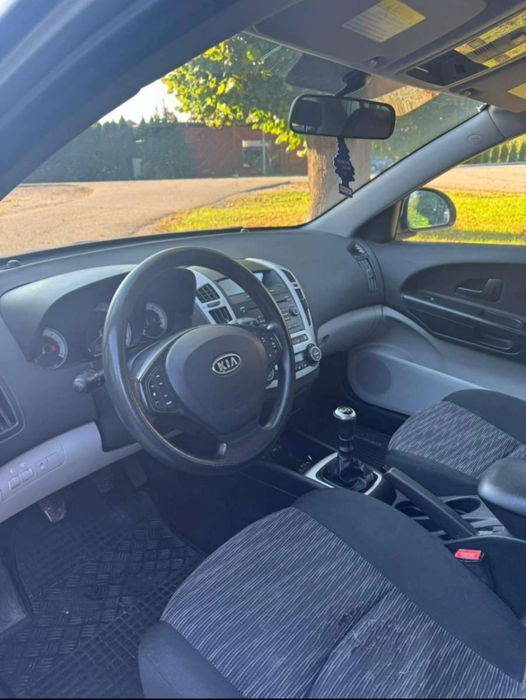 Kia Ceed, снимка 6 - Автомобили и джипове - 53977535