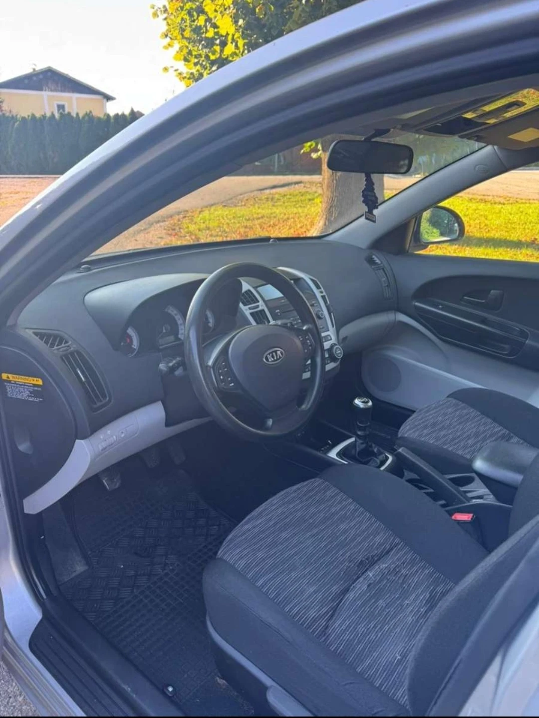 Kia Ceed, снимка 8 - Автомобили и джипове - 53977535