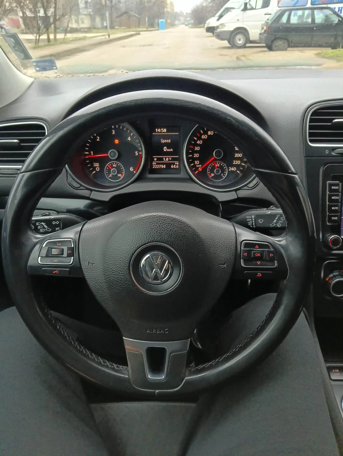 VW Golf, снимка 9 - Автомобили и джипове - 54176586