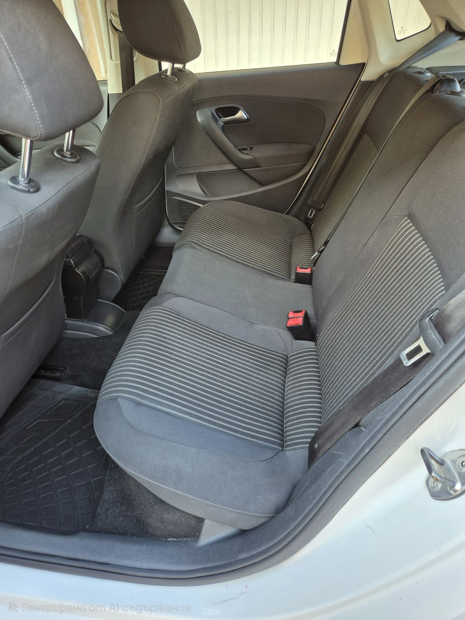 VW Polo 1.4 85hp DSG, снимка 6 - Автомобили и джипове - 54196725