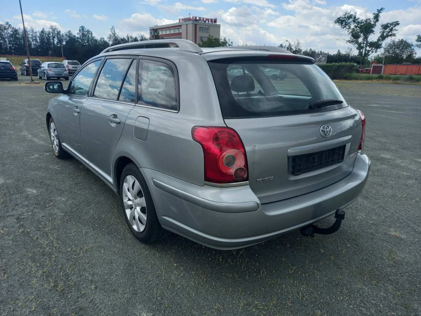 Toyota Avensis, снимка 3 - Автомобили и джипове - 54492033