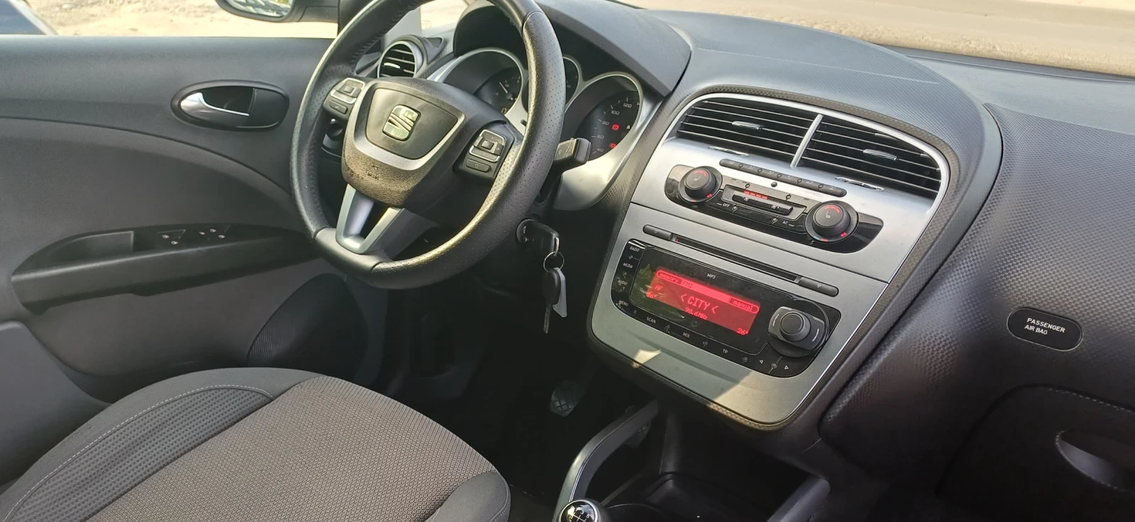 Seat Altea 1.9 TDI XL, снимка 8 - Автомобили и джипове - 54512657
