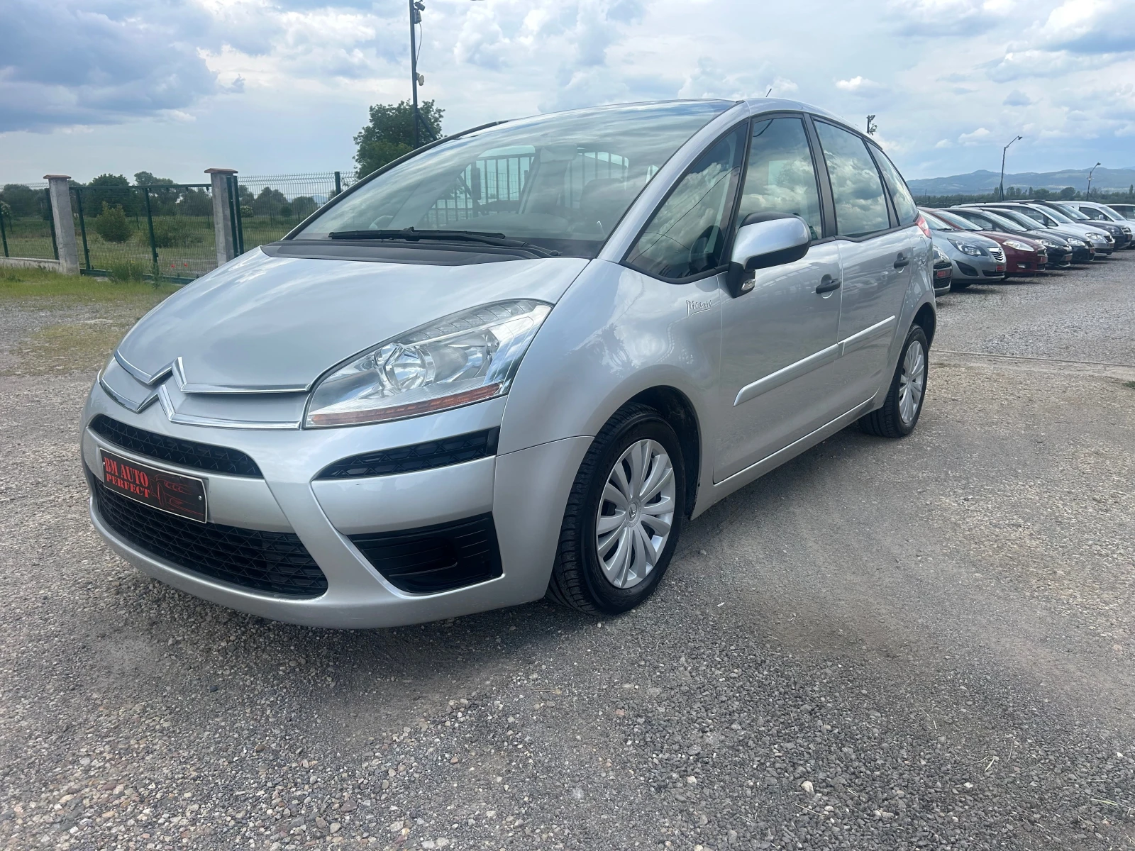 Citroen C4 Picasso 1, 6 HDI, снимка 3 - Автомобили и джипове - 54750796