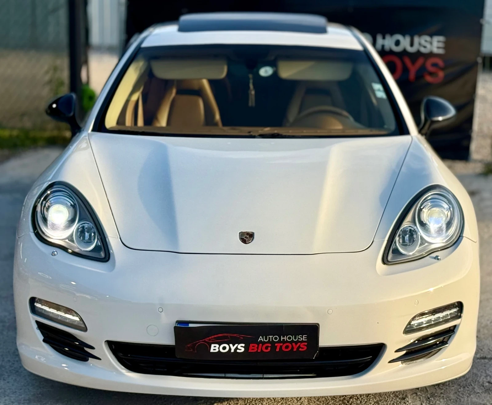 Porsche Panamera 4.8* GTS* Телевизори* Подгрев* Shadowline* Шибедах, снимка 4 - Автомобили и джипове - 54925091