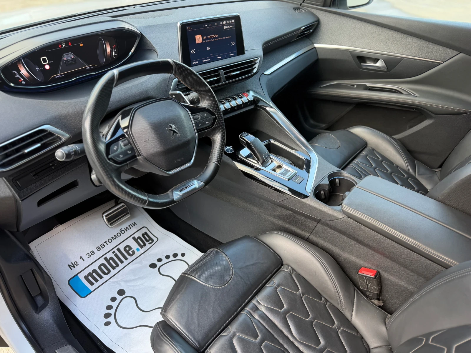 Peugeot 3008 1.5Blue-HDI GT-LINE* 8EAT* Massage* Memory* , снимка 4 - Автомобили и джипове - 56277652