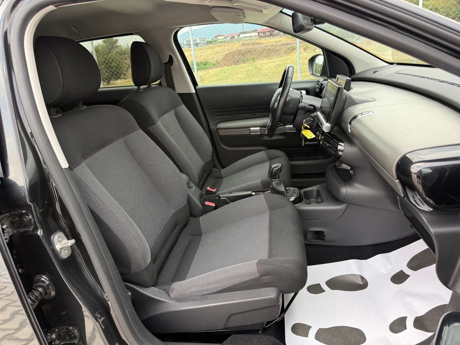 Citroen C4 Cactus 1.6 HDI NAVI CAMERA, снимка 13 - Автомобили и джипове - 55675916