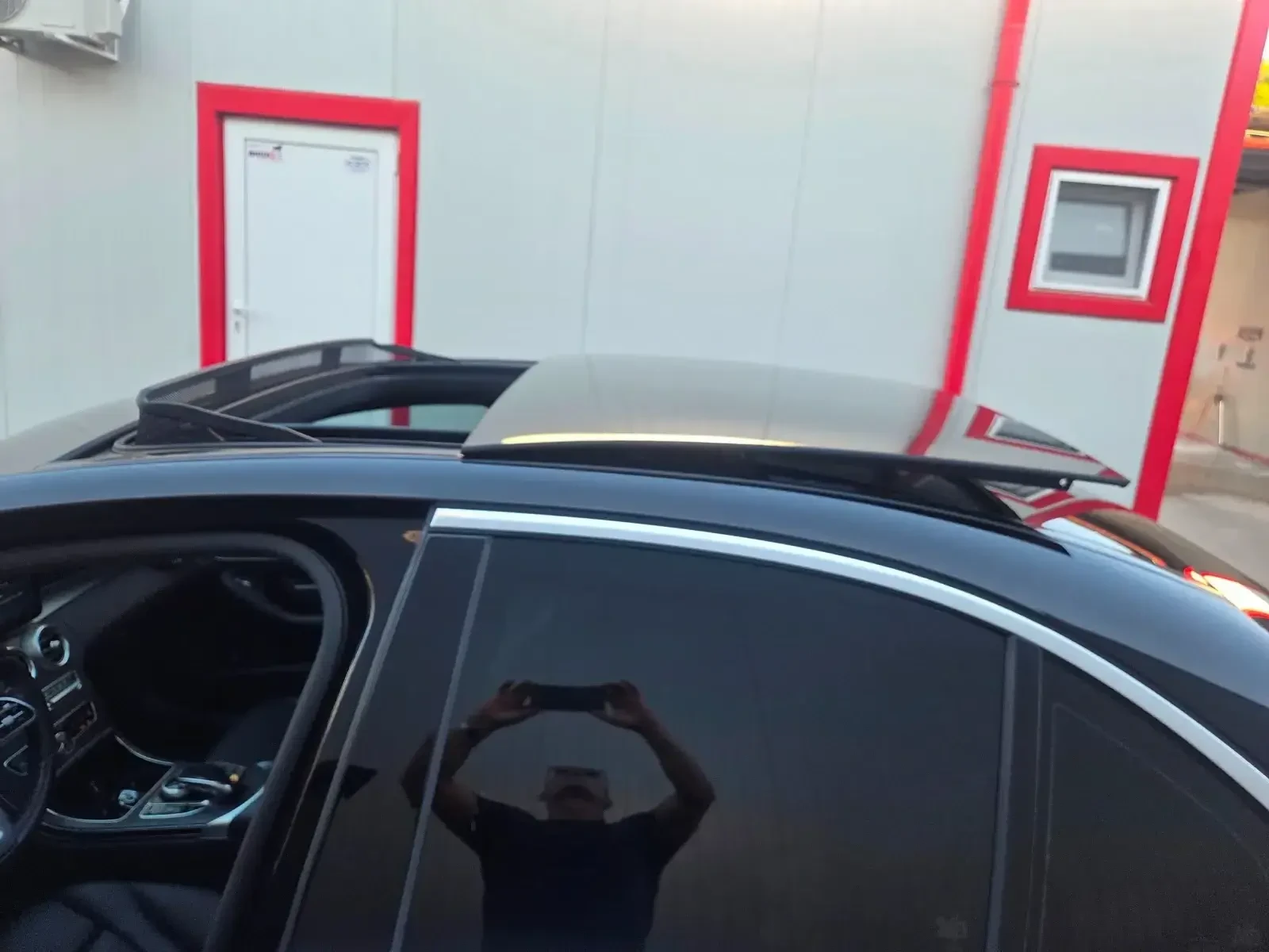 Mercedes-Benz C 300, снимка 10 - Автомобили и джипове - 55695890
