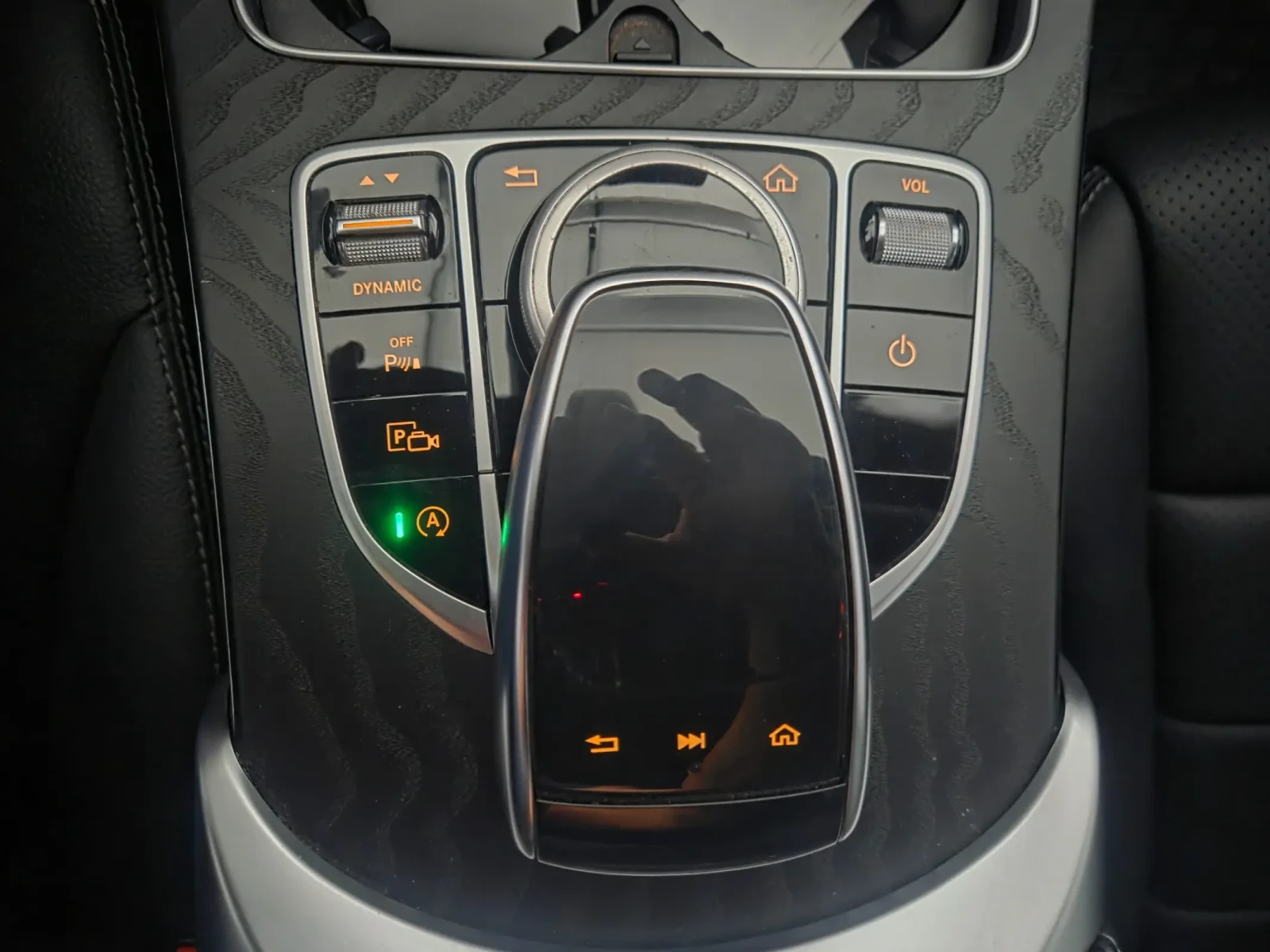 Mercedes-Benz C 300, снимка 15 - Автомобили и джипове - 55695890