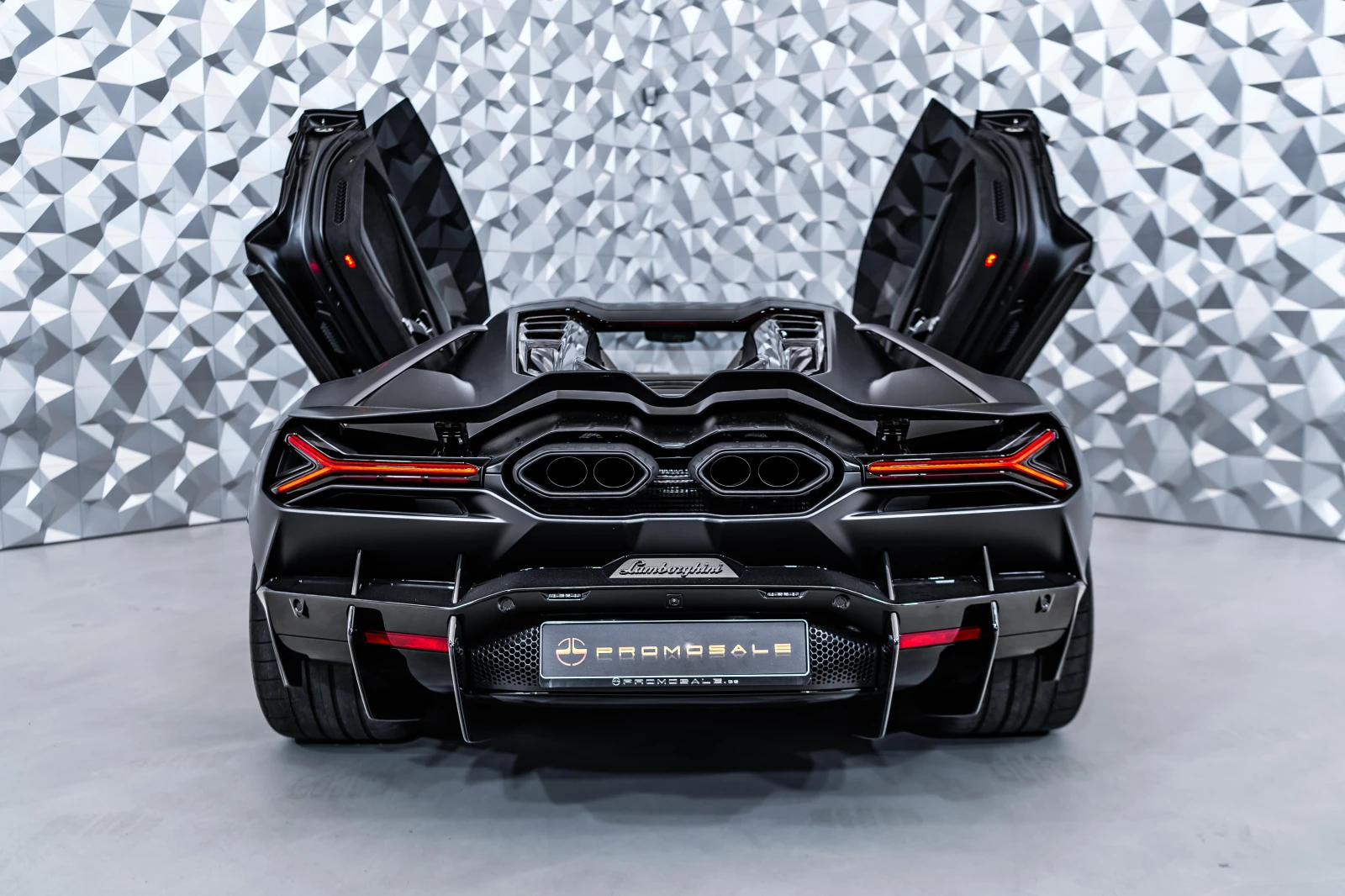 Lamborghini Revuelto Nero Nemesis, снимка 5 - Автомобили и джипове - 55801408