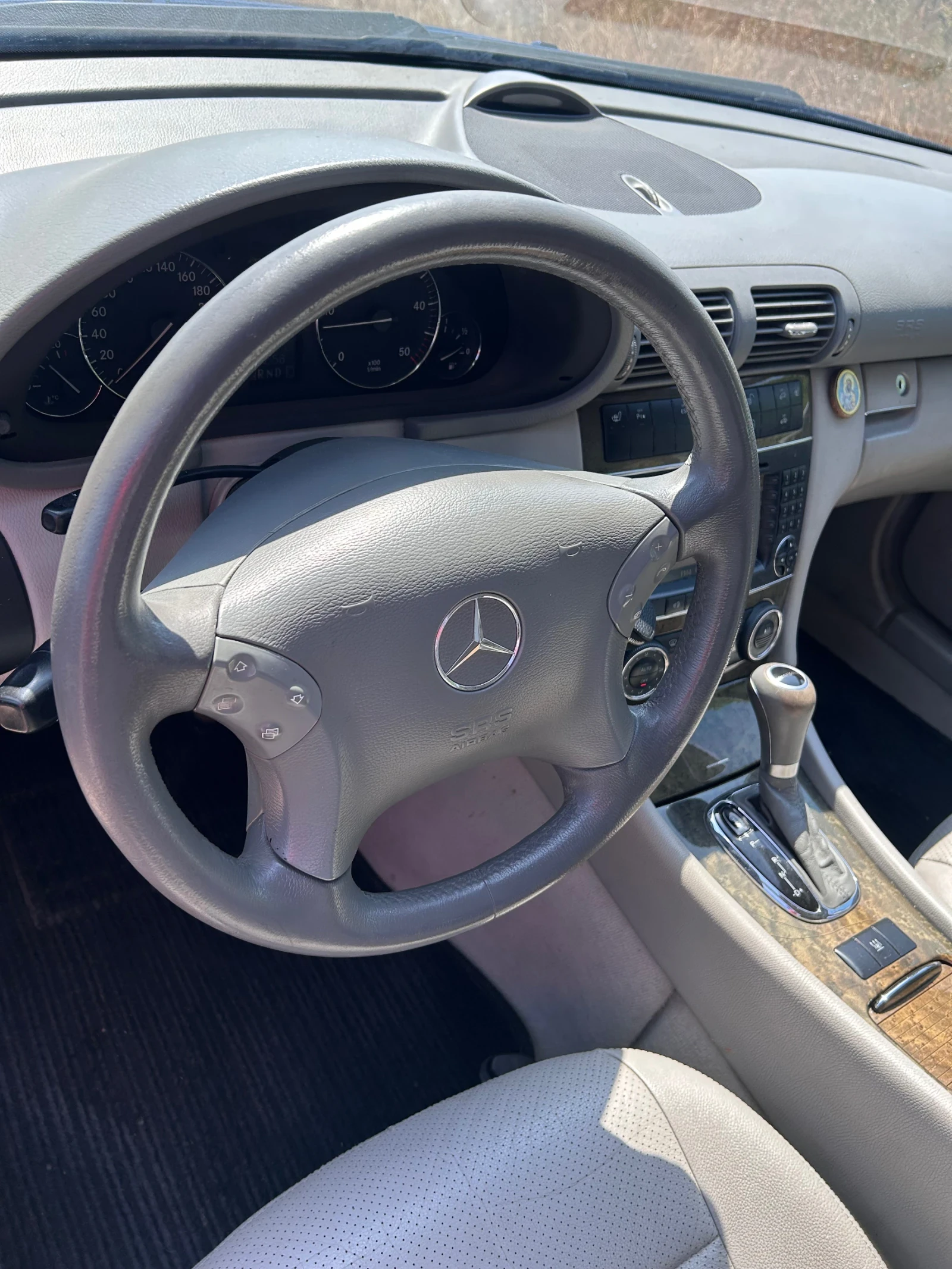 Mercedes-Benz C 320 C 320 CDI Avantgarde TOP, снимка 10 - Автомобили и джипове - 55920564
