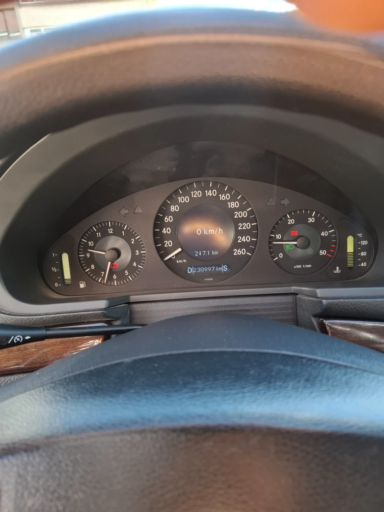 Mercedes-Benz E 280 CDI, снимка 6 - Автомобили и джипове - 55959767