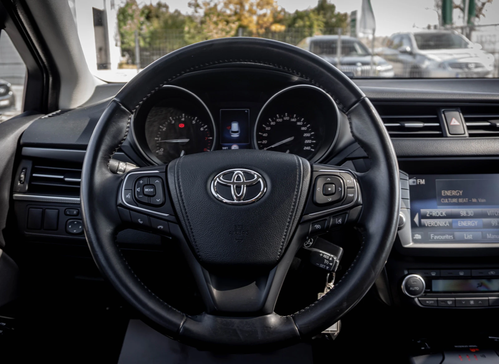 Toyota Avensis 1.8 ������! ���! � ��������  | Mobile.bg � ����������� 10