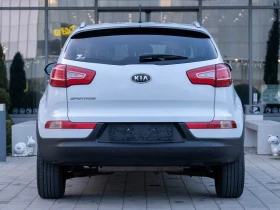 Kia Sportage 106 хил. РЕАЛНИ КИЛОМЕТРИ ПЪЛНА СЕРВИЗНА ИСТОРИЯ, снимка 6