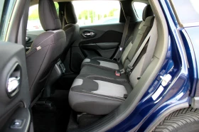 Jeep Cherokee 2.0 M-JET  | Mobile.bg    12