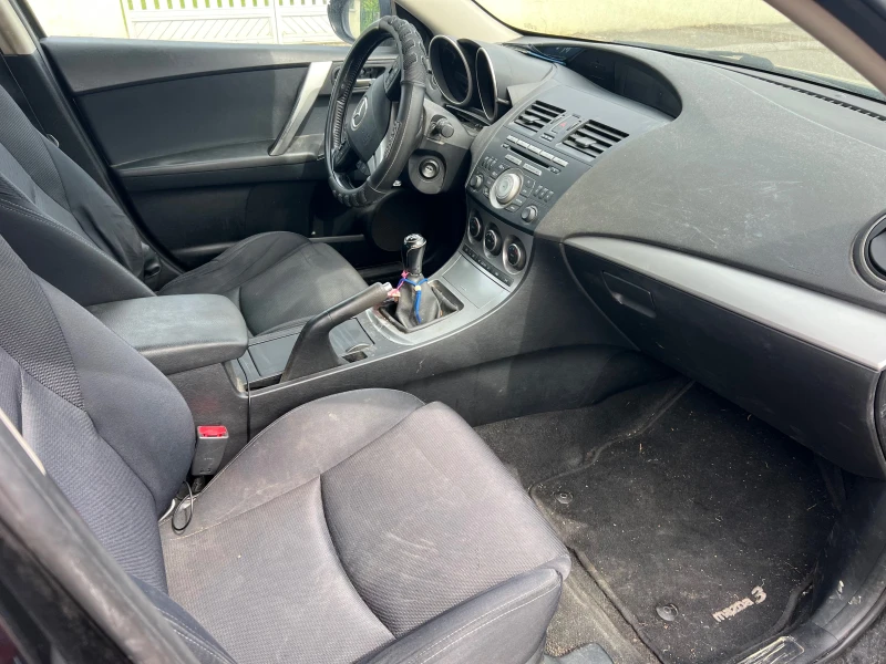 Mazda 3 1.6 d NAVI CLIMA, снимка 7 - Автомобили и джипове - 47733918