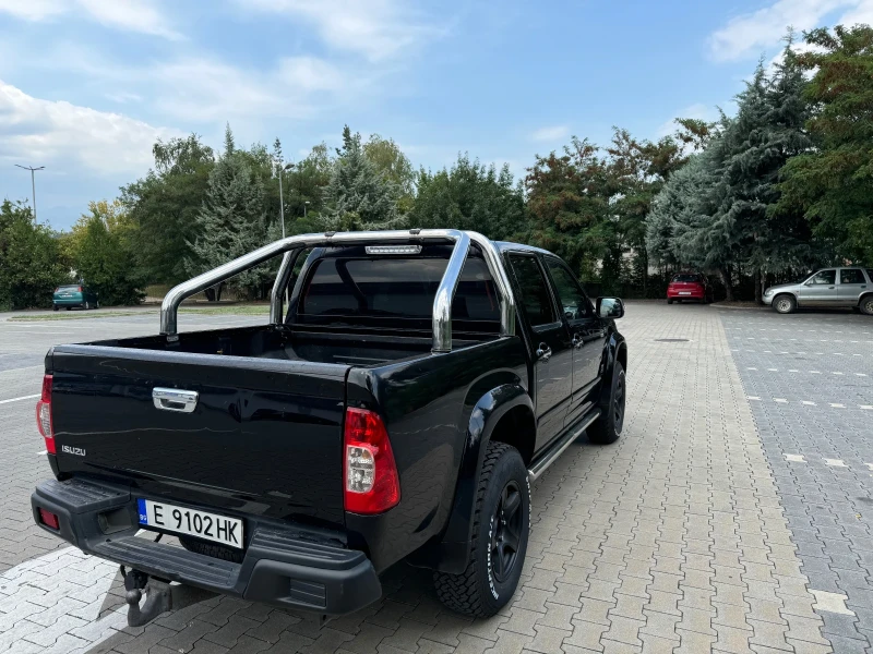 Isuzu D-max, снимка 4 - Автомобили и джипове - 47465556