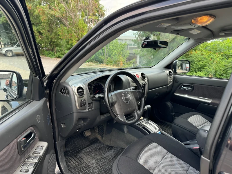 Isuzu D-max, снимка 7 - Автомобили и джипове - 47050821