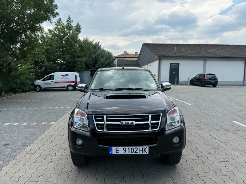 Isuzu D-max, снимка 2 - Автомобили и джипове - 47465556