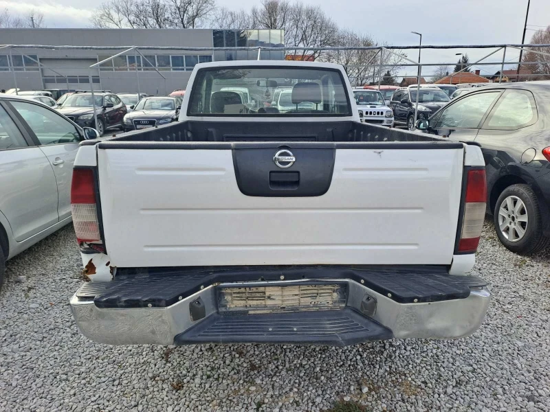 Nissan Navara 2.5d, снимка 2 - Автомобили и джипове - 48052899