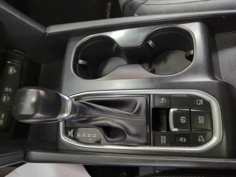 Hyundai Santa fe LUXURY AWD* DISTRONIC* 360 CAM* ПАНО* ОБДУХВАНЕ, снимка 16 - Автомобили и джипове - 52204716