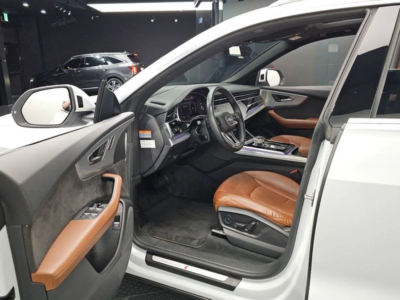 Audi Q8 45 TDI Quattro Premium| 231к.с.| ВКЛ.ТЕХНОТЕСТ, снимка 10 - Автомобили и джипове - 55099585