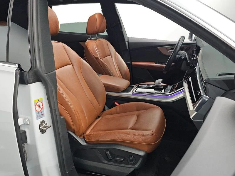 Audi Q8 45 TDI Quattro Premium| 231к.с.| ВКЛ.ТЕХНОТЕСТ, снимка 12 - Автомобили и джипове - 55099585