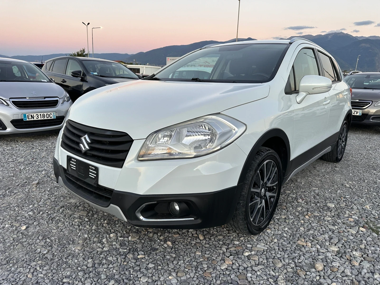 Suzuki SX4 S-Cross 1.6DDSI - изображение 2