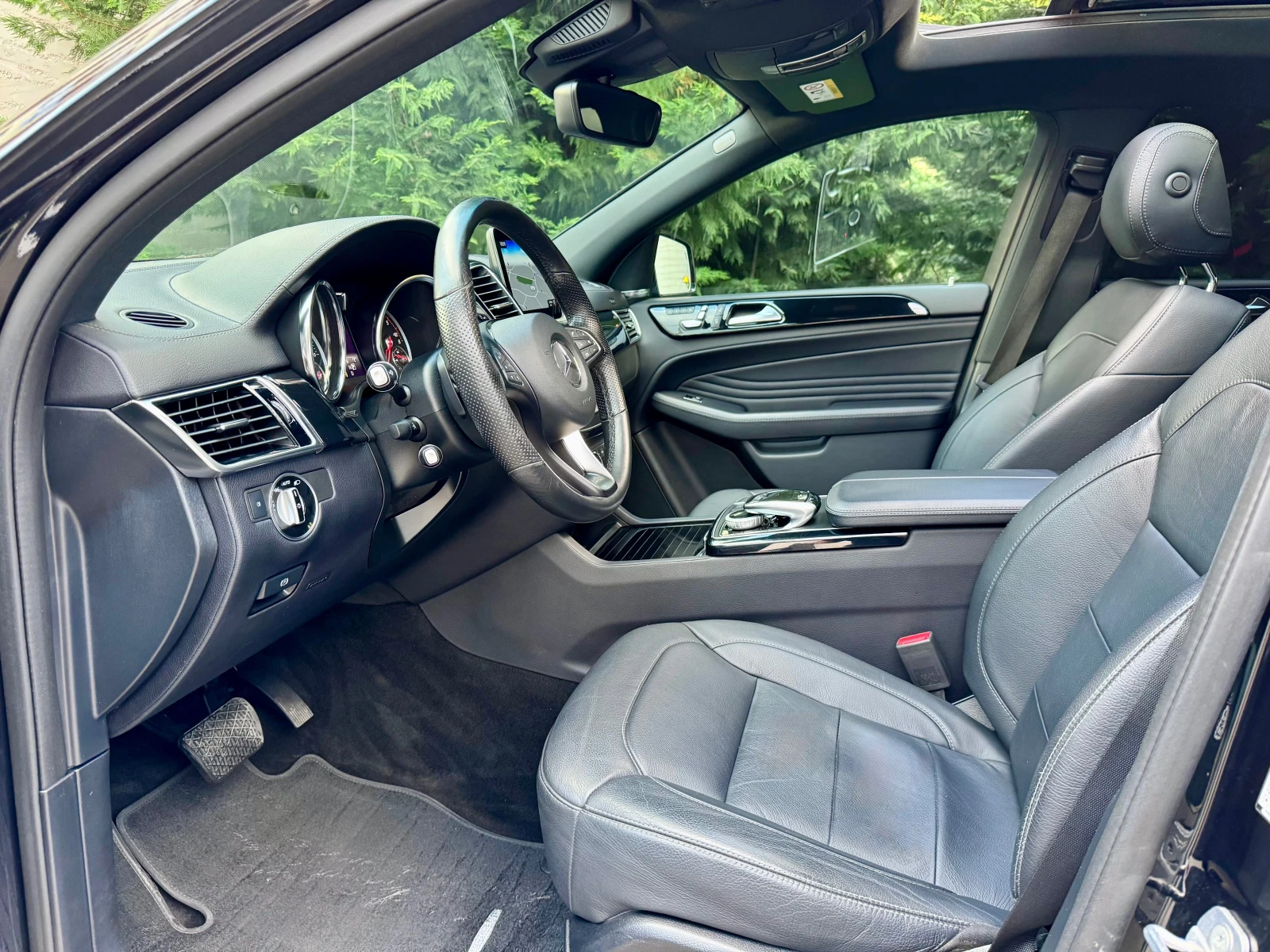 Mercedes-Benz GLE 350 AMG-LINE PANORAMA 360VIEW PODGREV KEYLESS-GO  - изображение 8