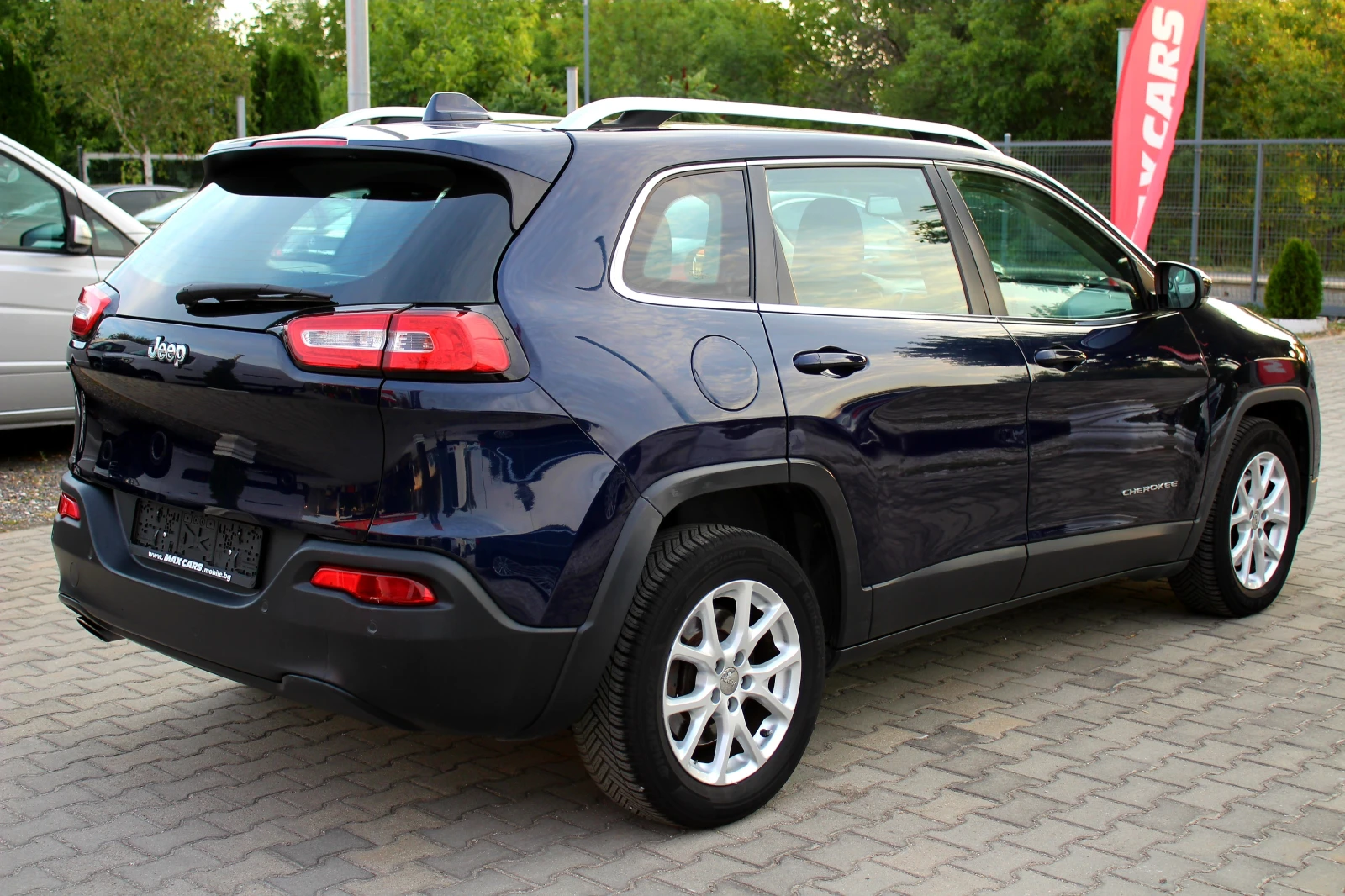 Jeep Cherokee 2.0 M-JET ЛИЗИНГ - изображение 7